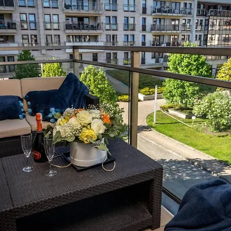Ekskluzywny Garden *basen/silownia* Apartment Krakow